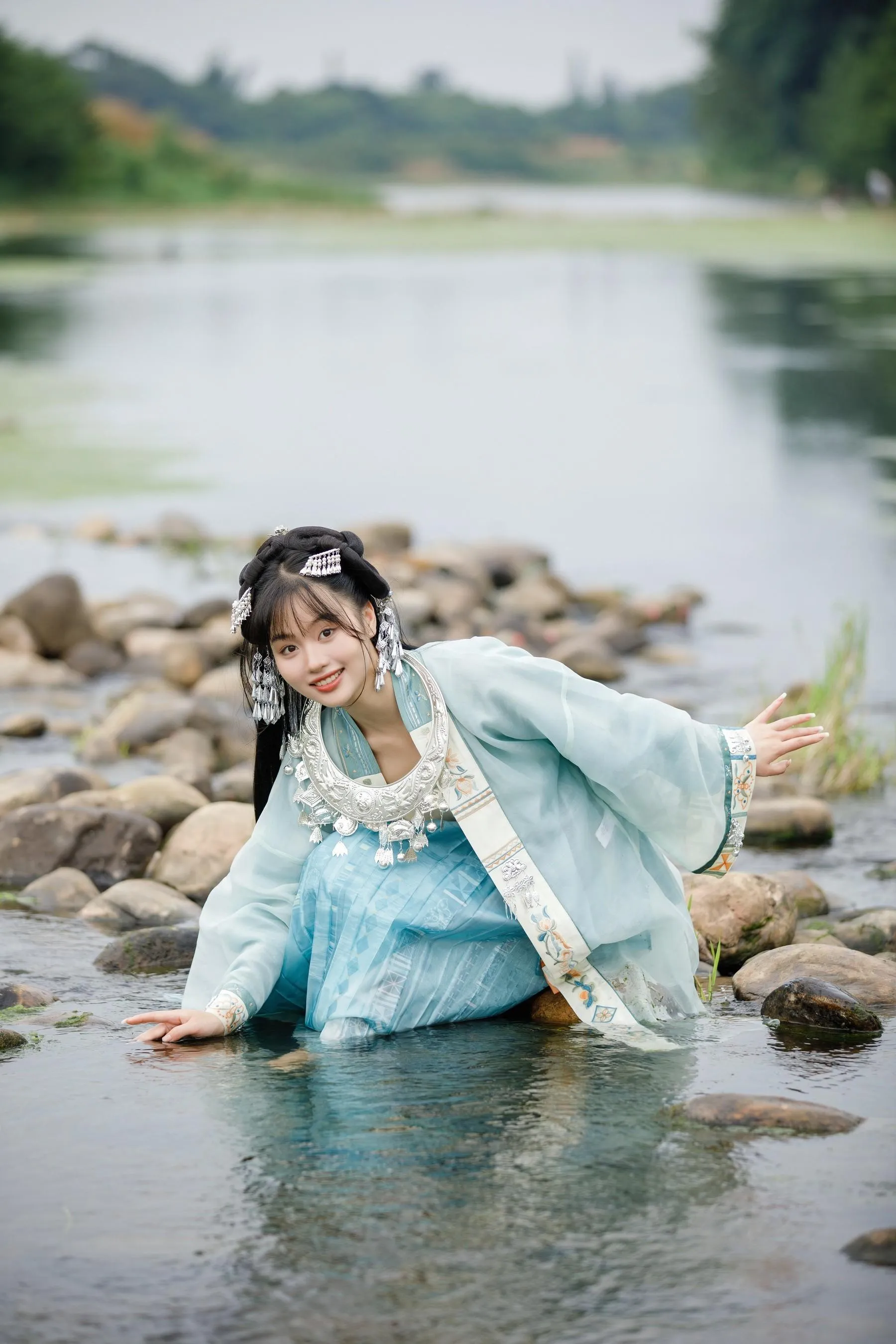 [YITUYU艺图语]2022.09.09 苗疆少女 王大可 [22P]插图